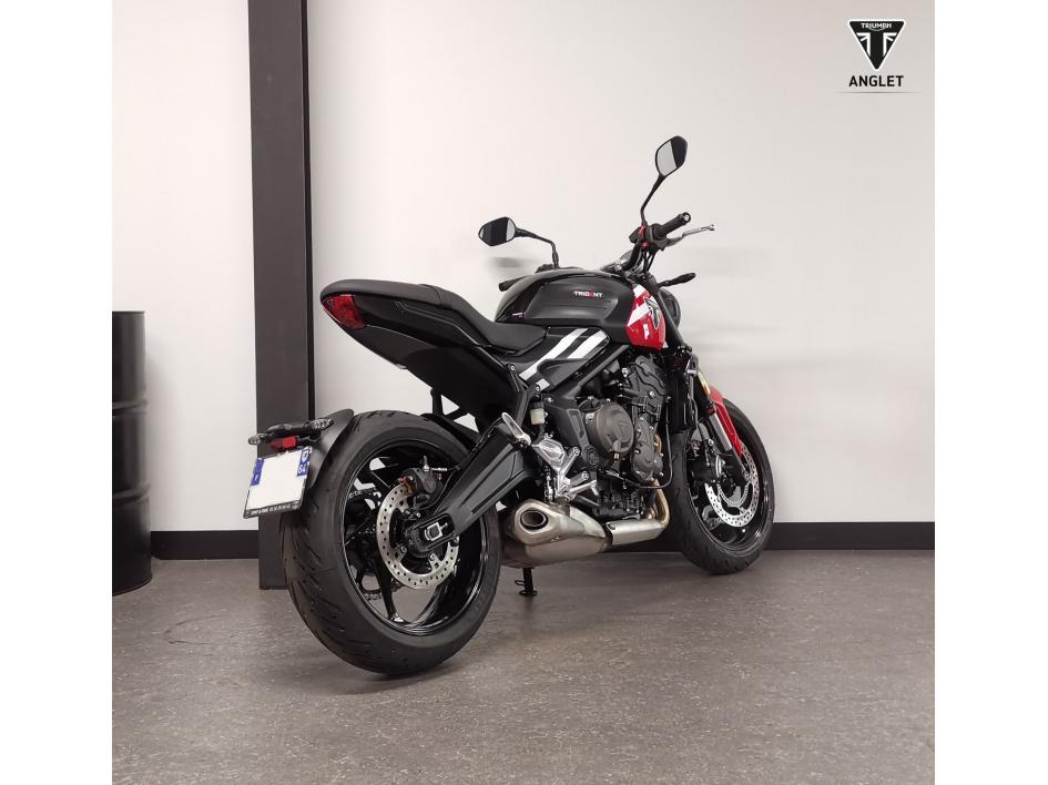 TRIUMPH TRIDENT 660 2025