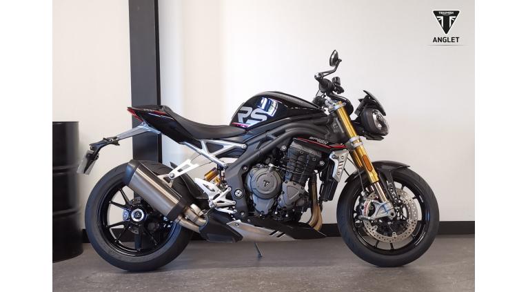 TRIUMPH SPEED TRIPLE 1200 RS