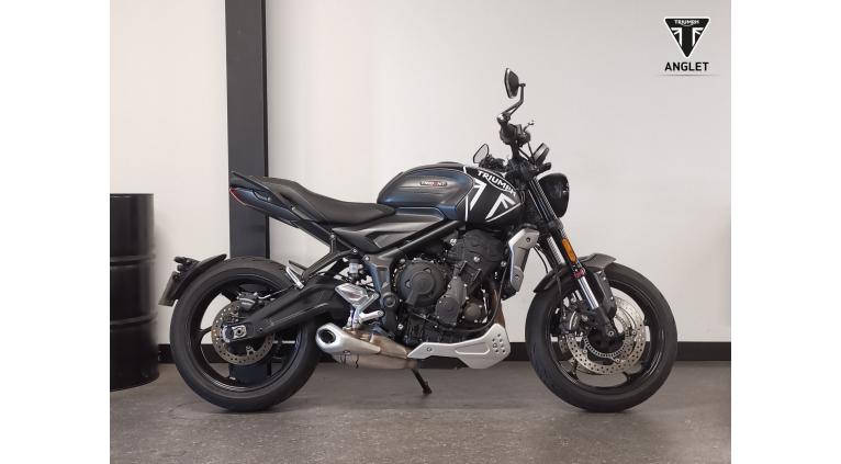 TRIUMPH TRIDENT 660