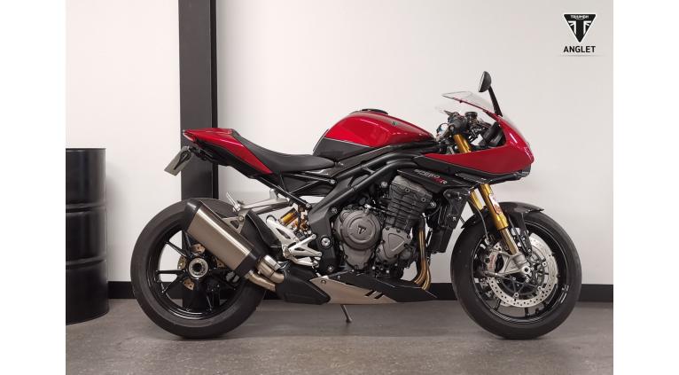 TRIUMPH SPEED TRIPLE 1200 RR
