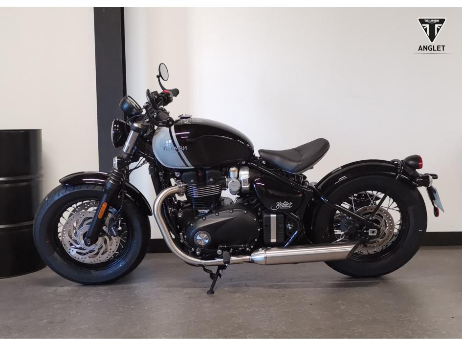 TRIUMPH Bonneville Bobber 1200