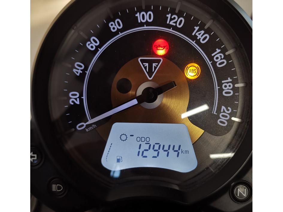 TRIUMPH Bonneville Bobber 1200 2017