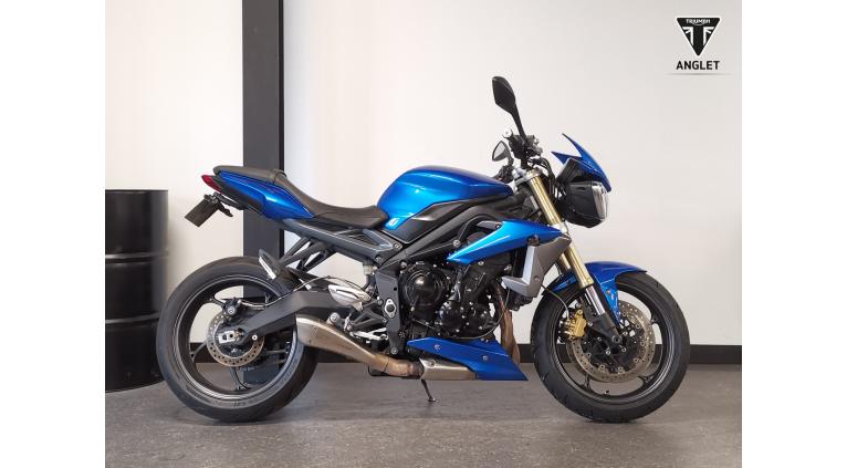 TRIUMPH STREET TRIPLE 675